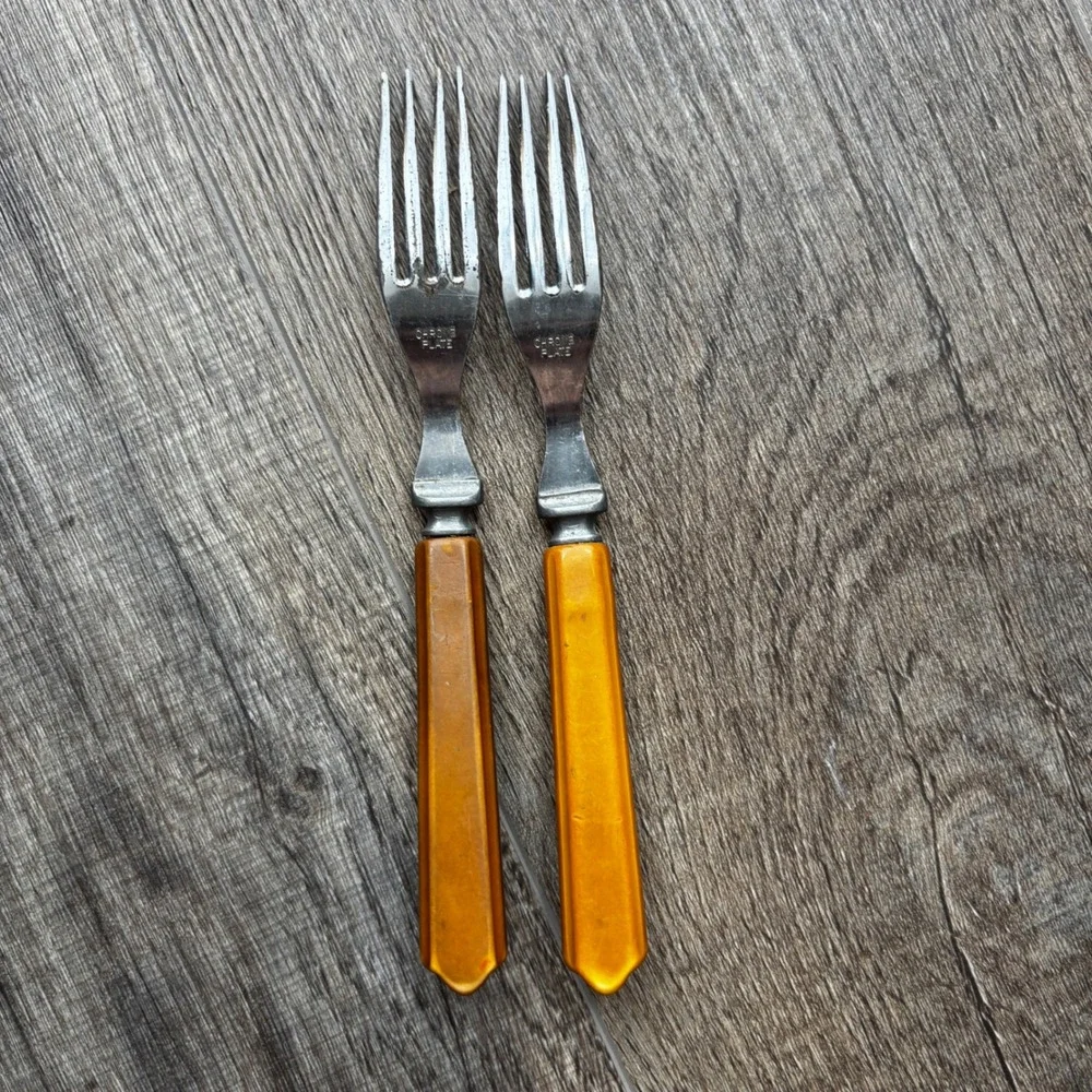 Vintage Chrome Plate Butterscotch Bakelite Style Handle Forks Set of 2 MCM‎ Deco